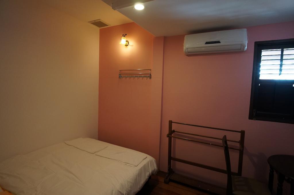 Guest house Thirty Three Stewart Houze George Town